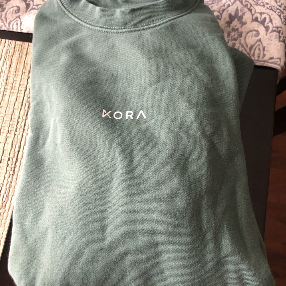 KORA (acta wear) oversized sweatshirt